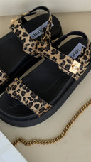 SANDALIA ADELE ANIMAL PRINT