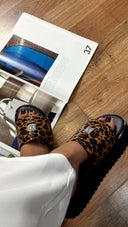 SANDALIA MARTINA ANIMAL PRINT